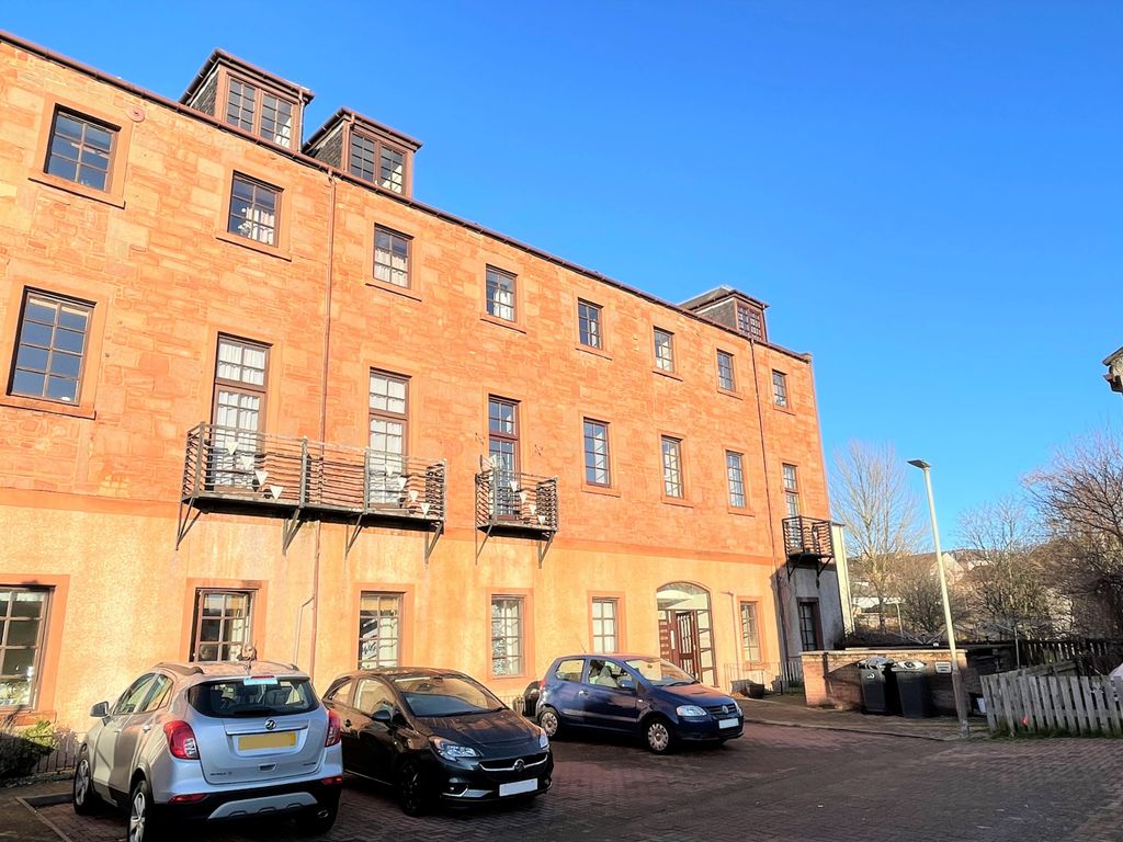 2 bed flat for sale in Blaikies Mews, Dundee DD3, £100,000 Zoopla