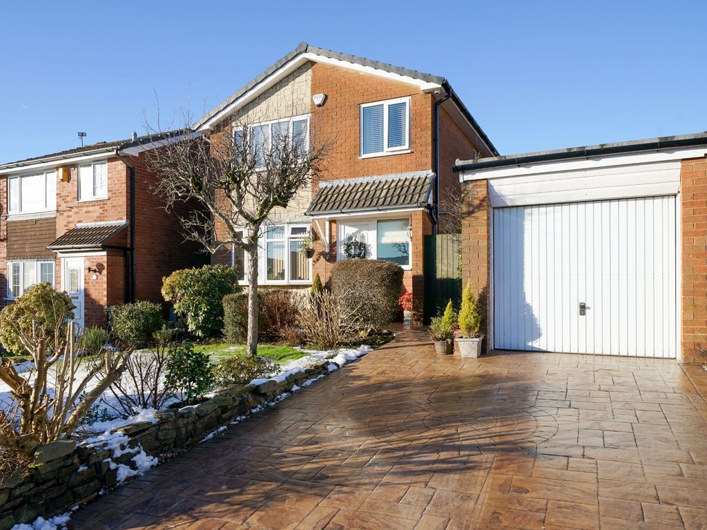 3 bed detached house for sale in Horseshoe Lane, Bromley Cross, Bolton