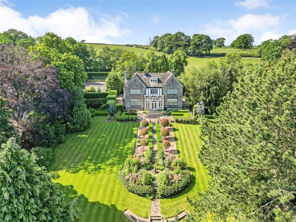 5 bed detached house for sale in Dawcross Rise, Pannal, Harrogate