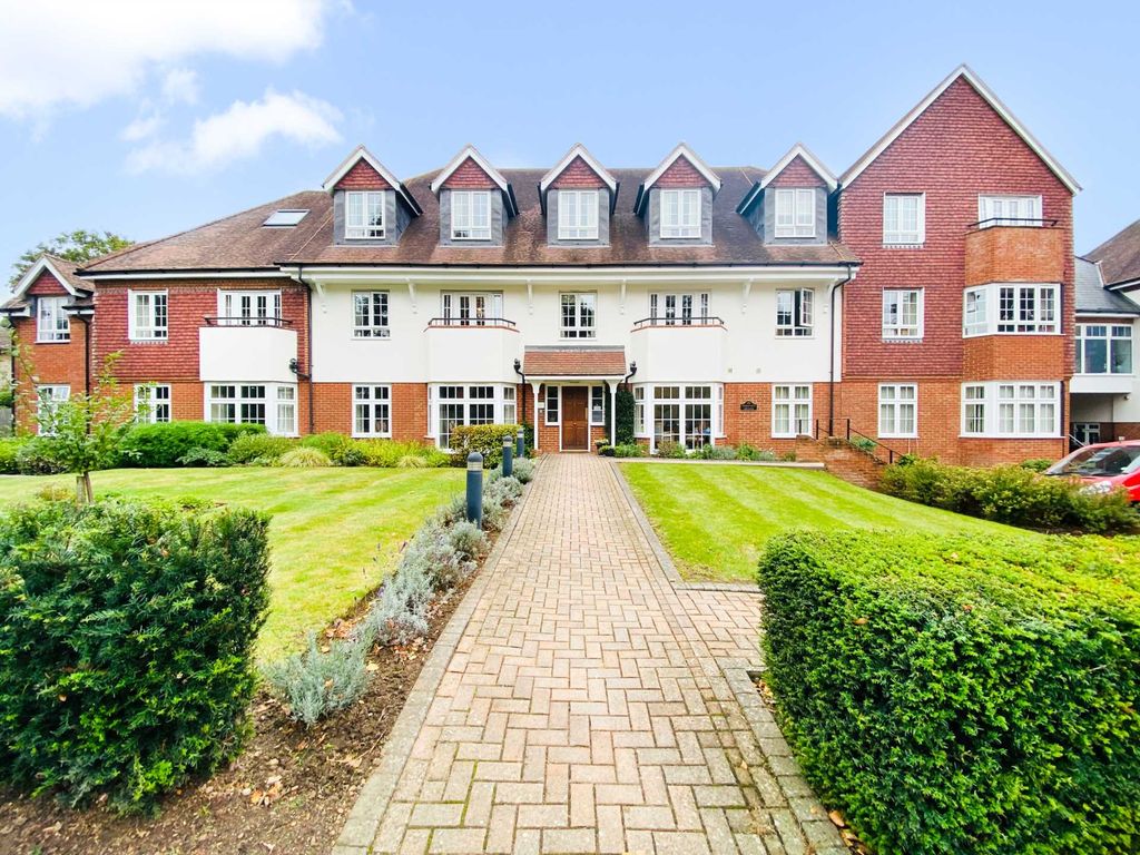 Chestnut Grange, Wokingham RG40  