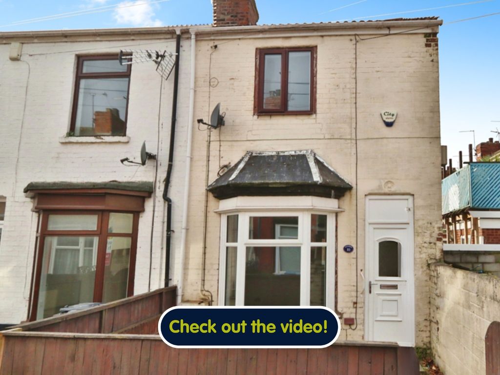 2 bed end terrace house for sale in Myrtle Grove, Lorraine Street, Hull HU8, £70,000 Zoopla