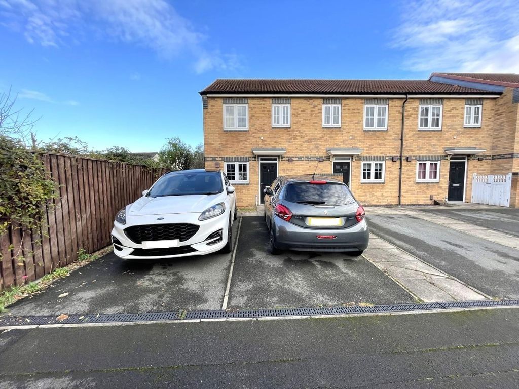 2 bed end terrace house for sale in Ardrossan Court, Rossmere Way