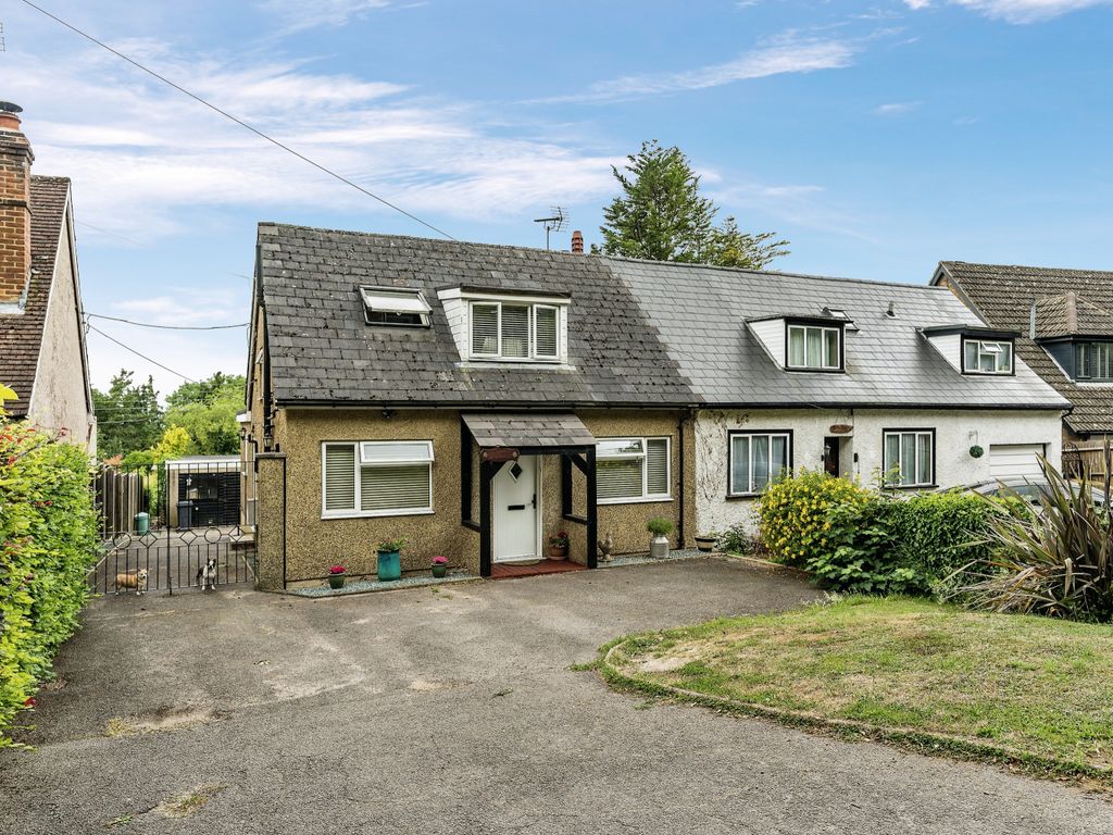 2 bed semidetached house for sale in Pilgrims Way, Detling, Maidstone