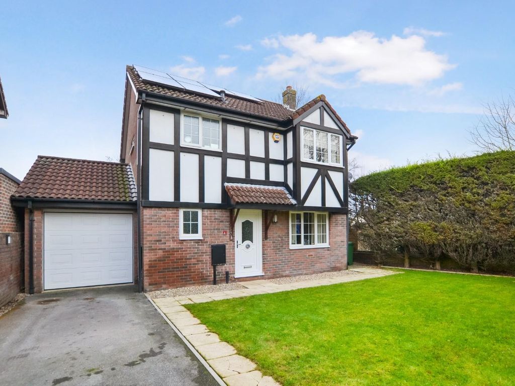 3 bed detached house for sale in Tintern Close, Barrs Court, Bristol