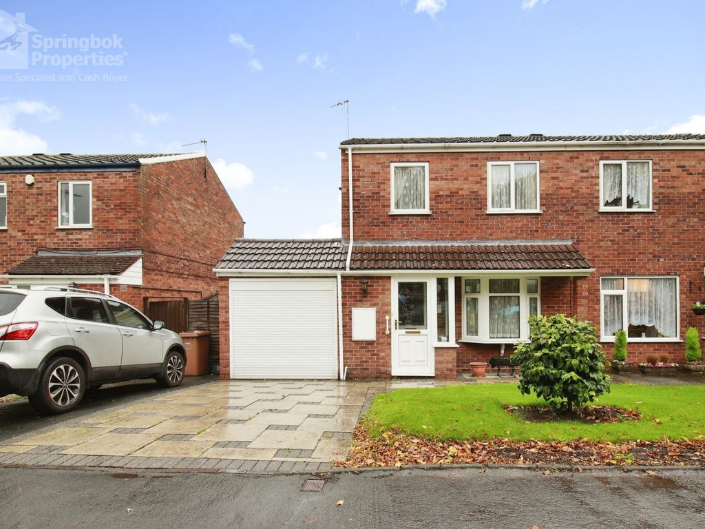 2 bed semidetached house for sale in Berwood Grove, Solihull, West