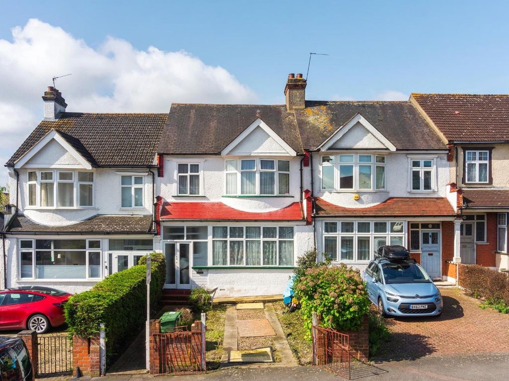3 bed terraced house for sale in Avenue Road, London SE20 Zoopla