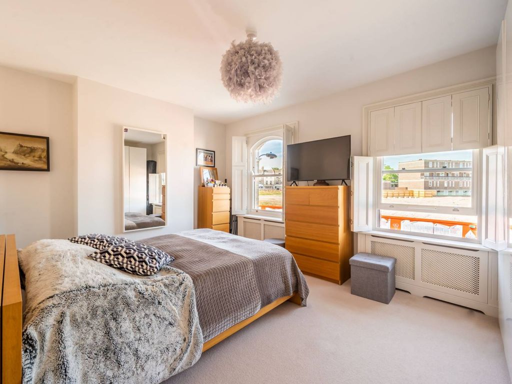 Pellant Road, Fulham, London SW6  