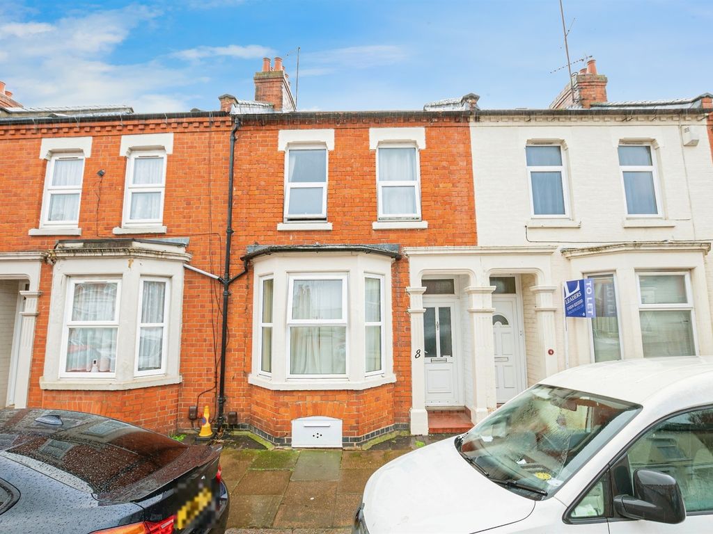 3 bed terraced house for sale in Cedar Road, Abington, Northampton NN1
