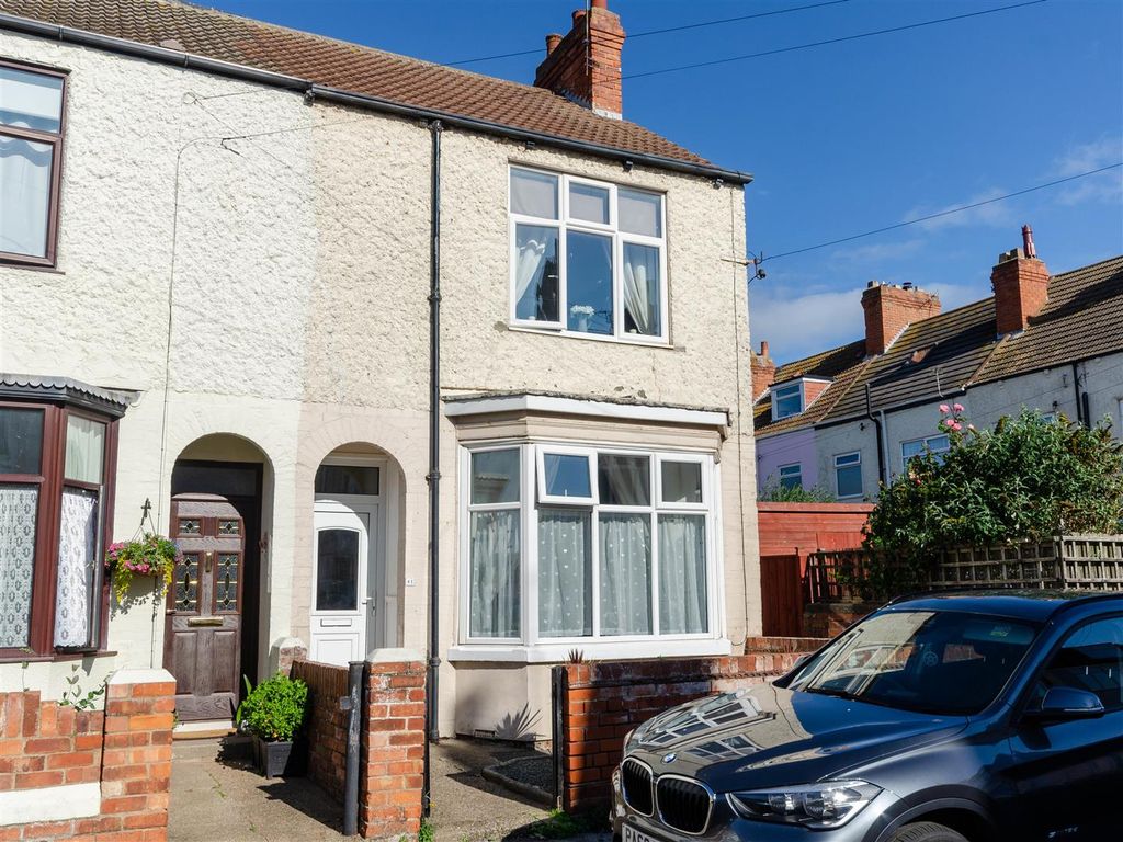 3 bed end terrace house for sale in Cheverton Avenue, Withernsea HU19