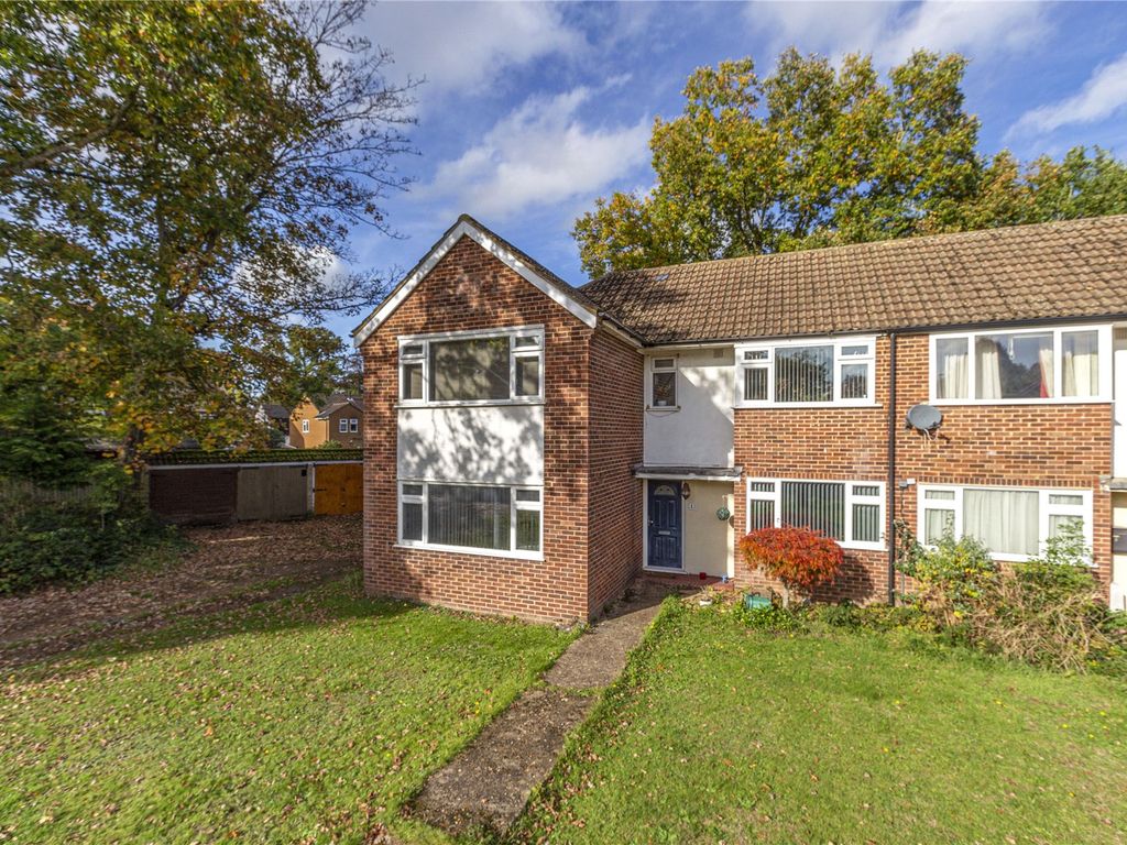 2 bed for sale in Addlestone, Surrey KT15 Zoopla