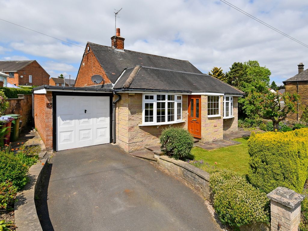 3 bed detached bungalow for sale in Cross Lane, Dronfield, Derbyshire