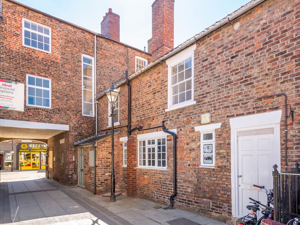 4 bed terraced house for sale in Finkle Street, Selby YO8 Zoopla