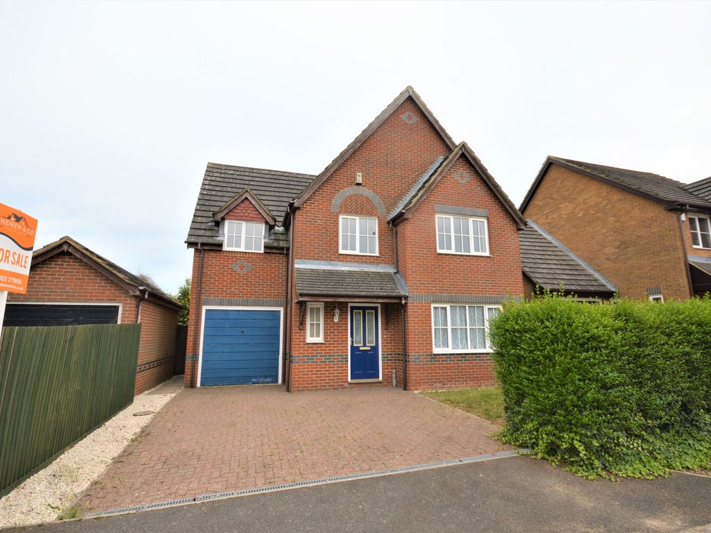 4 bed detached house for sale in Downs Close, Hawkinge CT18 Zoopla