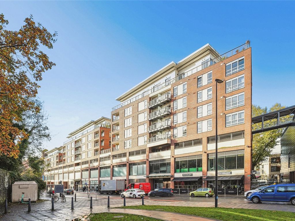 1 bed flat for sale in Horizon, Broad Weir, Bristol BS1, £170,000 Zoopla