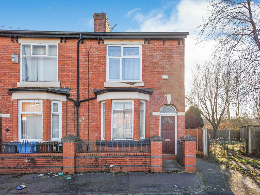 2 bed end terrace house for sale in Montana Square, Manchester, Greater