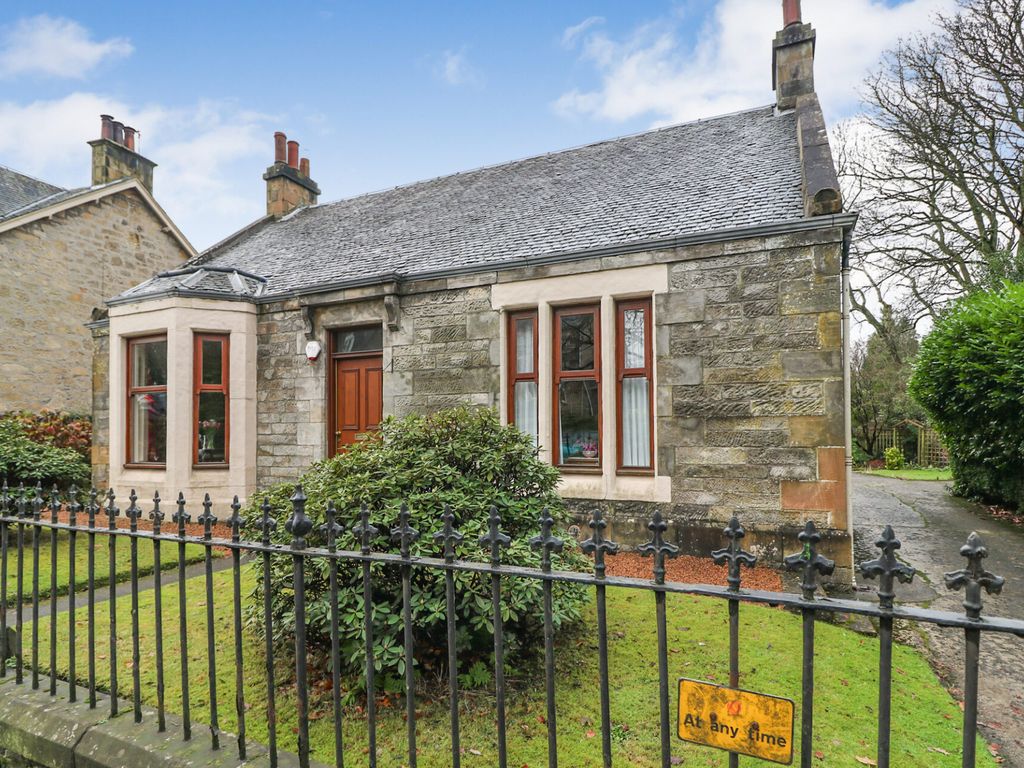 3 bed detached house for sale in Davaar, Station Road, Brightons FK2, £