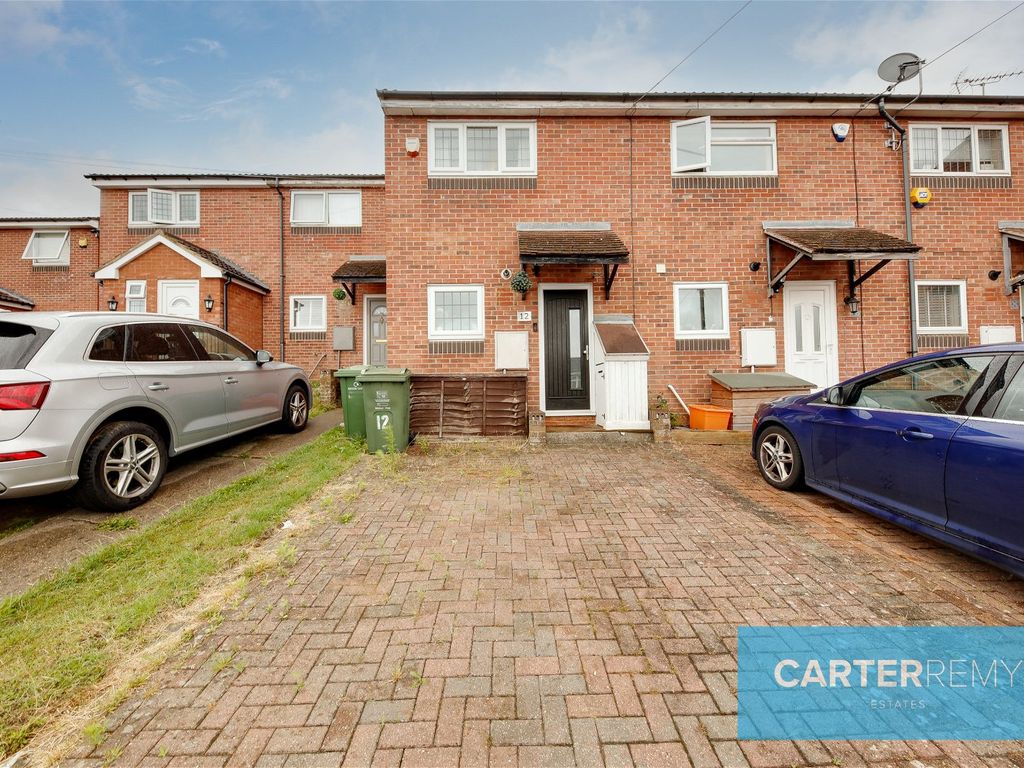 2 bed terraced house for sale in The Foxgloves, Billericay CM12 Zoopla