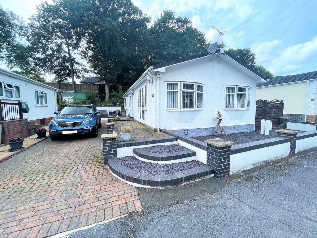 1 bed mobile/park home for sale in Mill Gardens, Blackpill, Swansea SA3