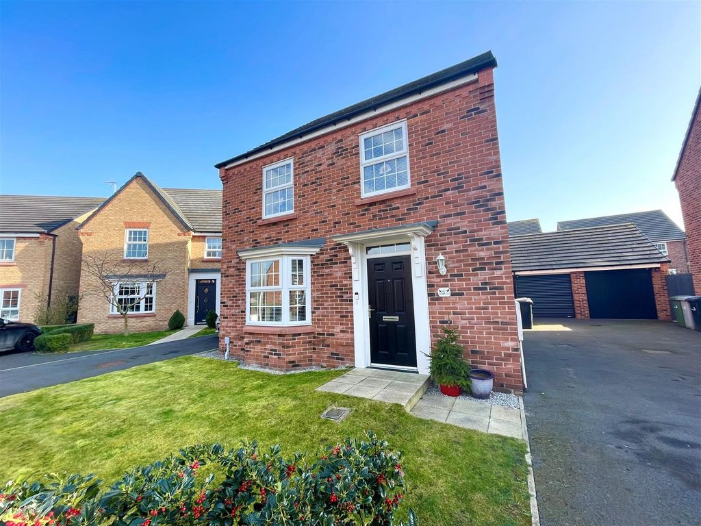4 bed detached house for sale in Patrons Drive, Elworth, Sandbach CW11