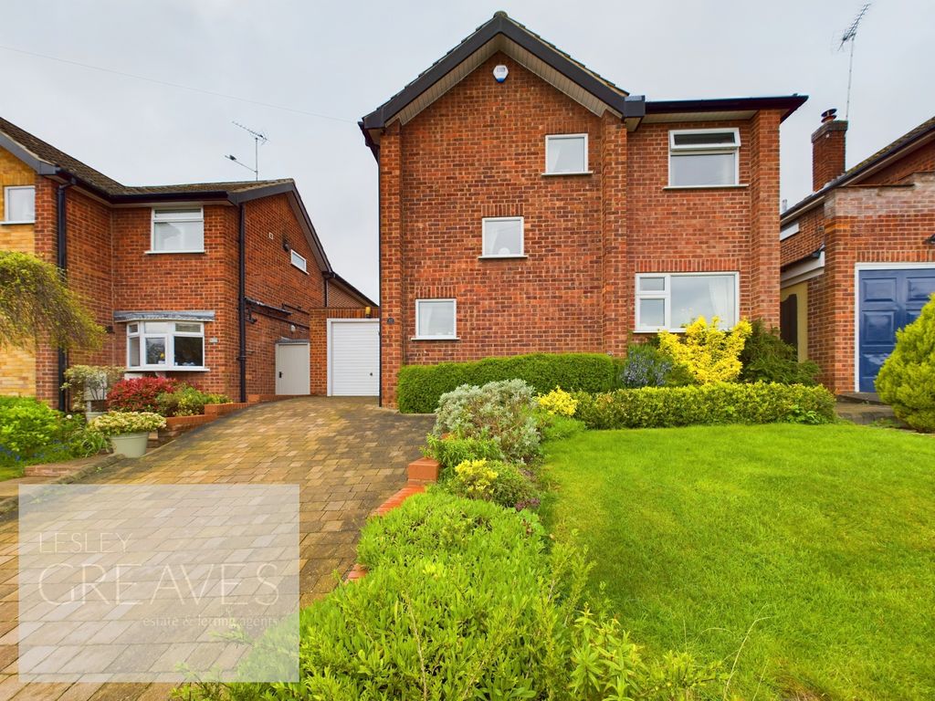 3 bed detached house for sale in Yew Tree Lane, Gedling, Nottingham NG4