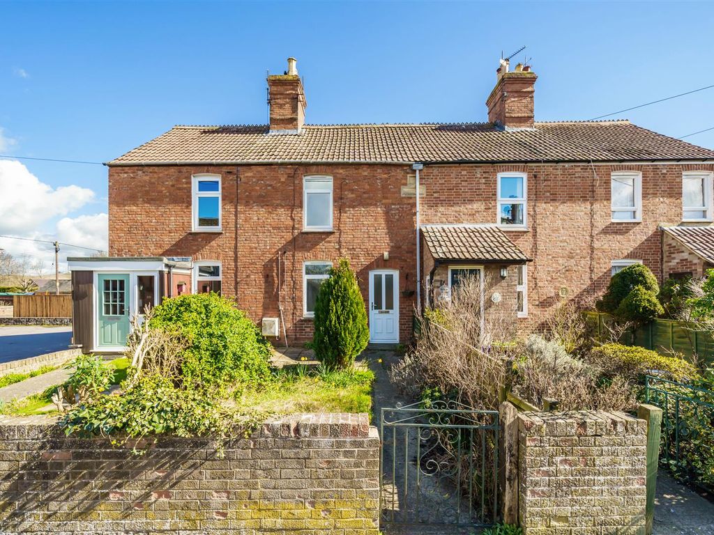 2 bed terraced house for sale in Forefield Terrace, Rowde, Devizes SN10
