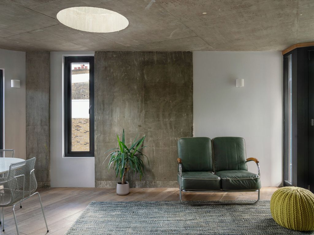 3 bed terraced house for sale in London Fields East Side, London E8, £