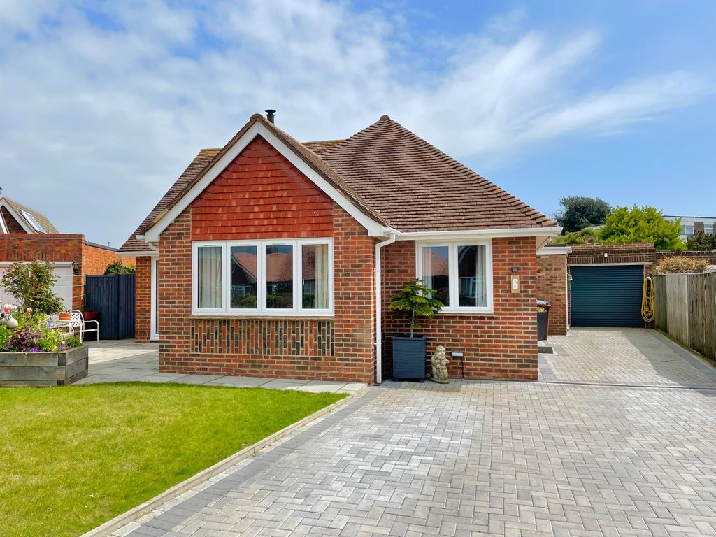2 bed detached bungalow for sale in Parry Drive, Rustington