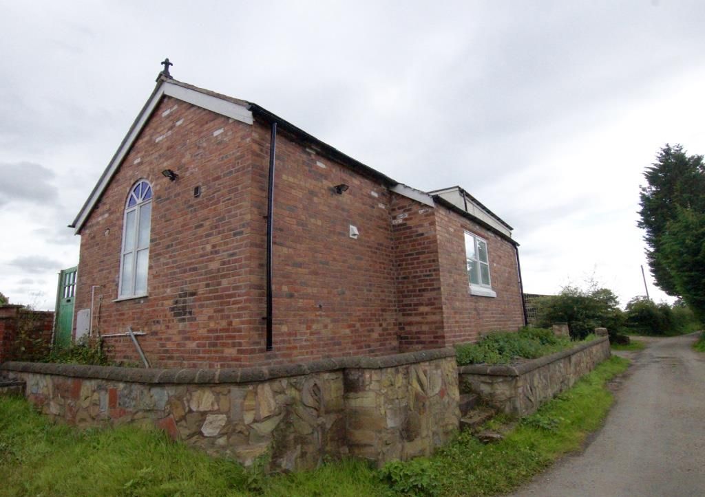 2 bed property for sale in Meadow Lane Trevalyn, Rossett, Wrexham LL12