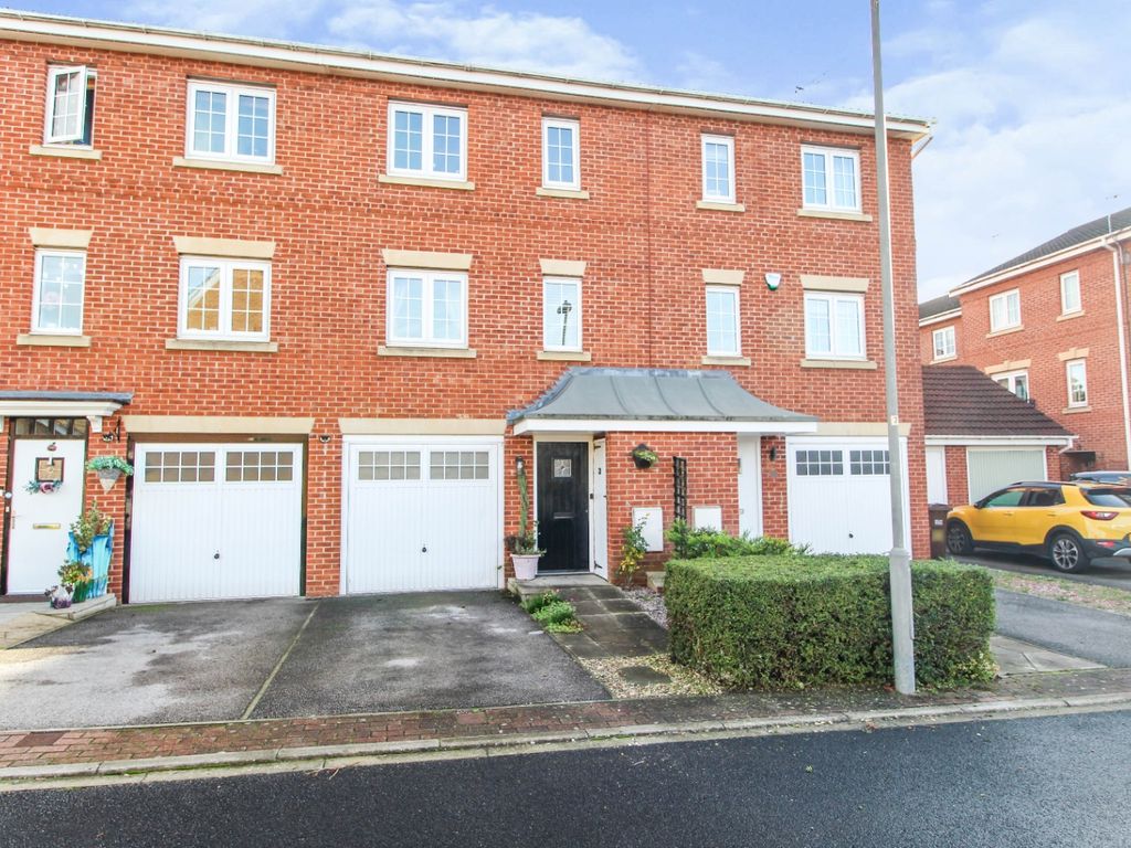 3 bed terraced house for sale in Abbots Court, Selby YO8 Zoopla