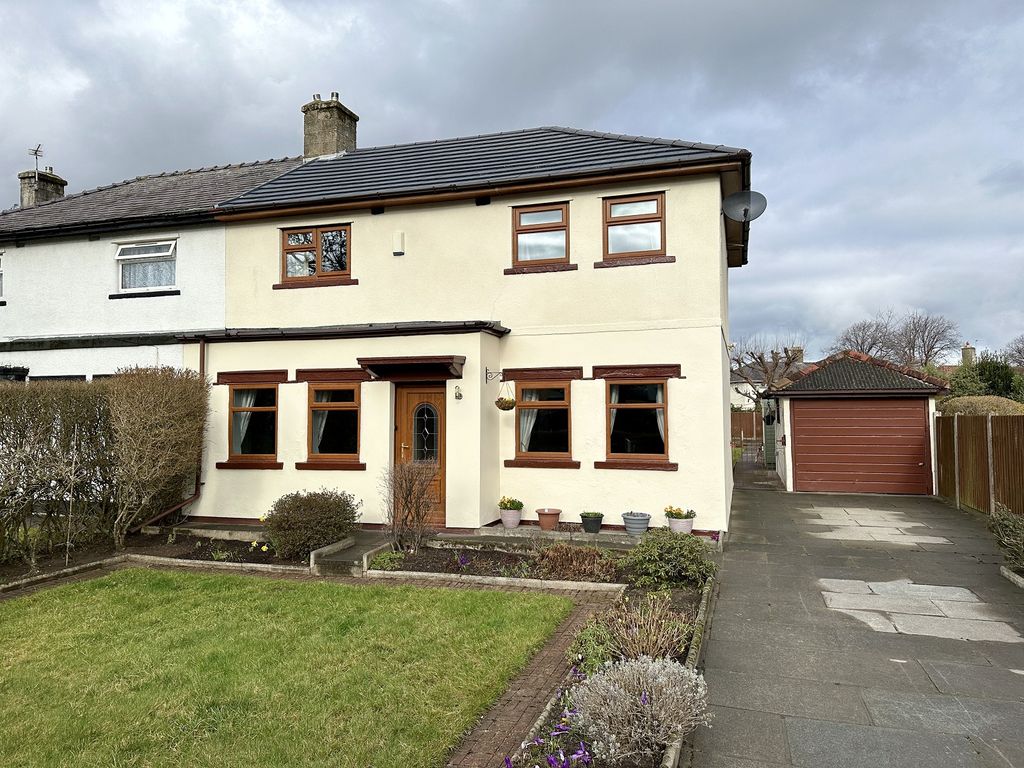 3 bed semidetached house for sale in Haig Avenue, Southport, Merseyside. PR8 Zoopla