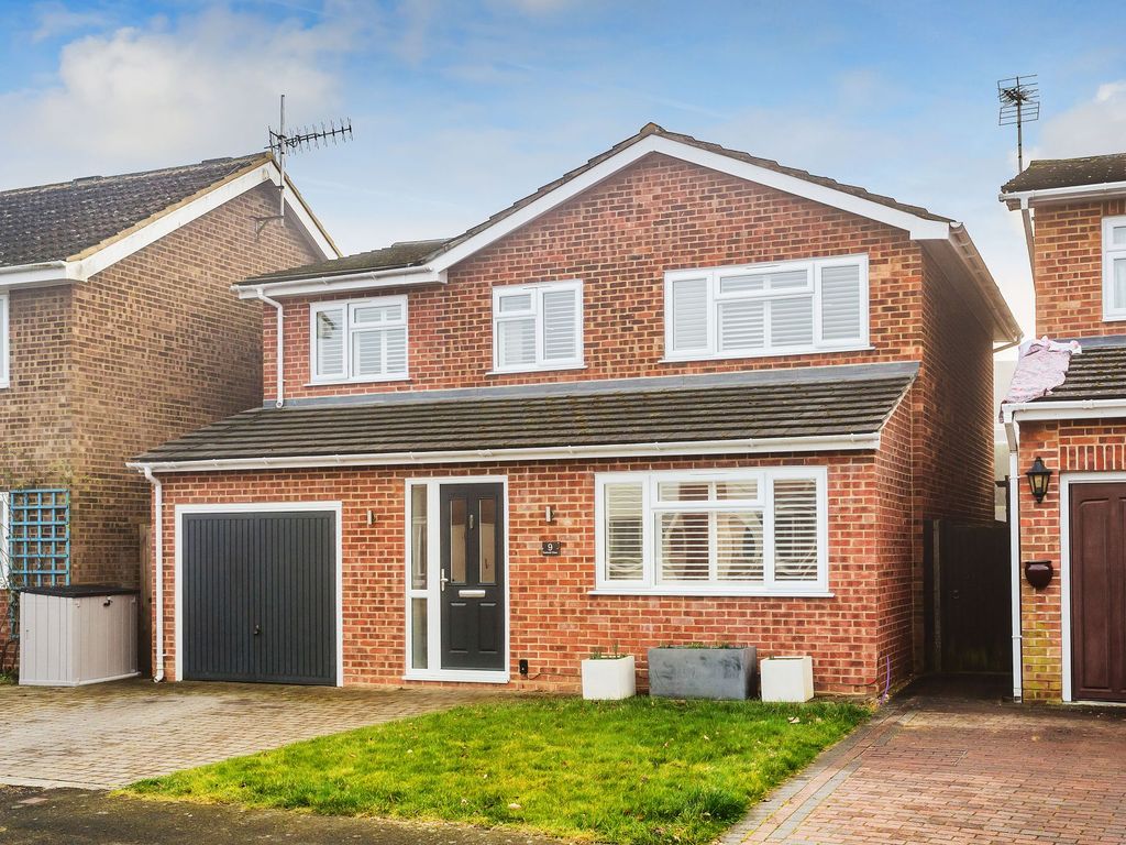 4 bed detached house for sale in Eastwell Close, Paddock Wood TN12 Zoopla