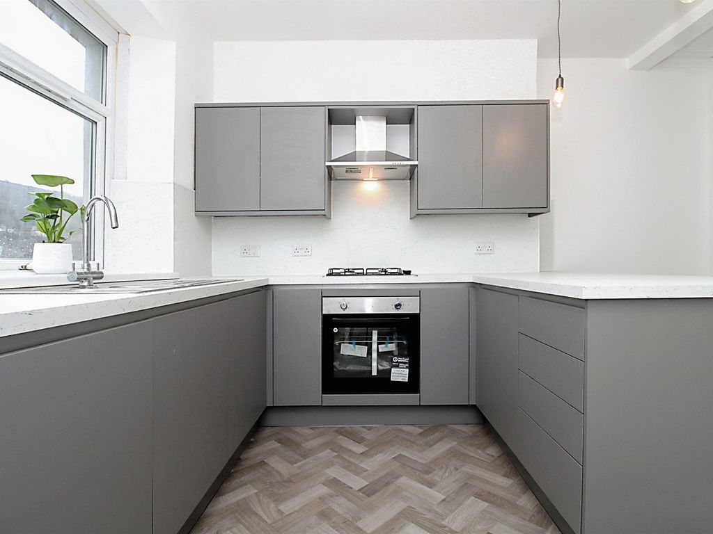 4 bed property for sale in Broadway, Treforest, Pontypridd CF37 Zoopla