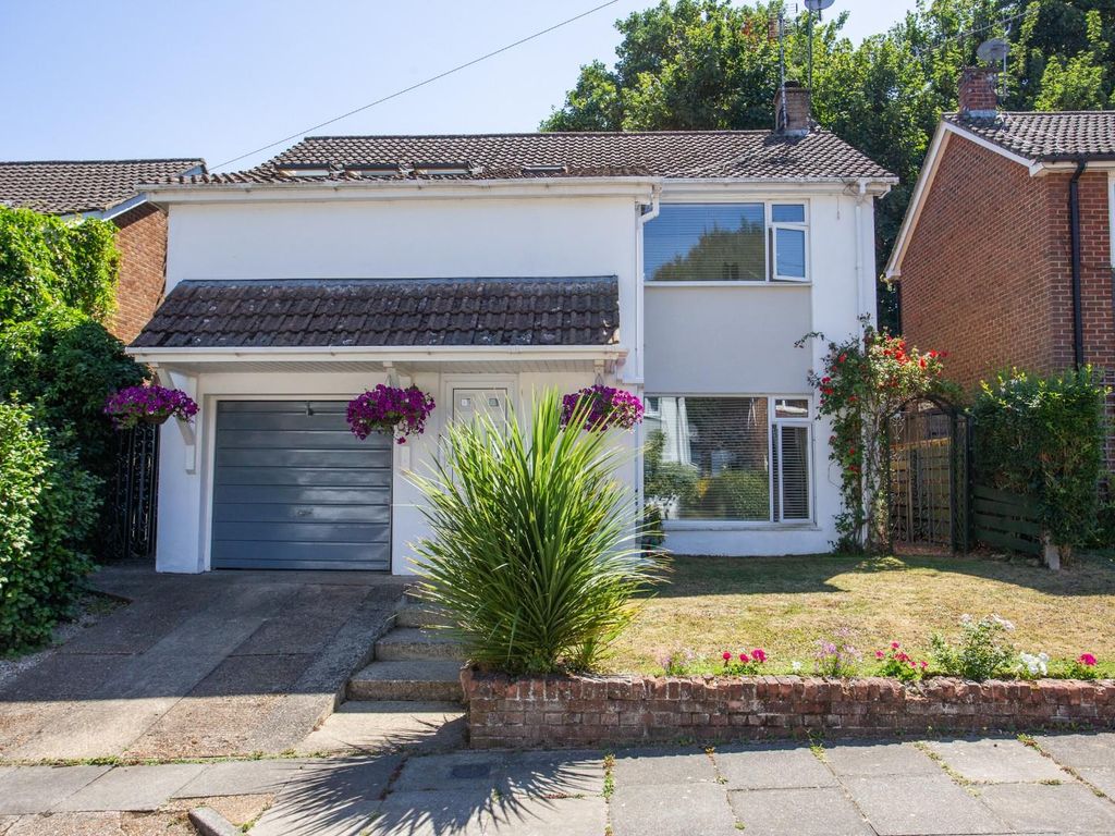 3 bed property for sale in Randolph Close, Canterbury CT1 Zoopla