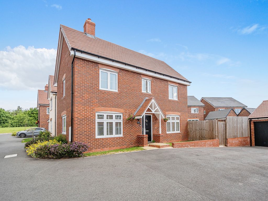 3 bed detached house for sale in Watts Drive, Shifnal TF11 Zoopla