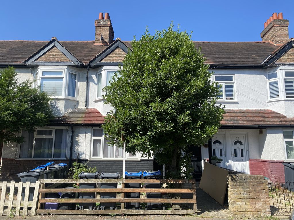 2 bed flat for sale in 65 Kimble Road, Colliers Wood, London SW19 Zoopla