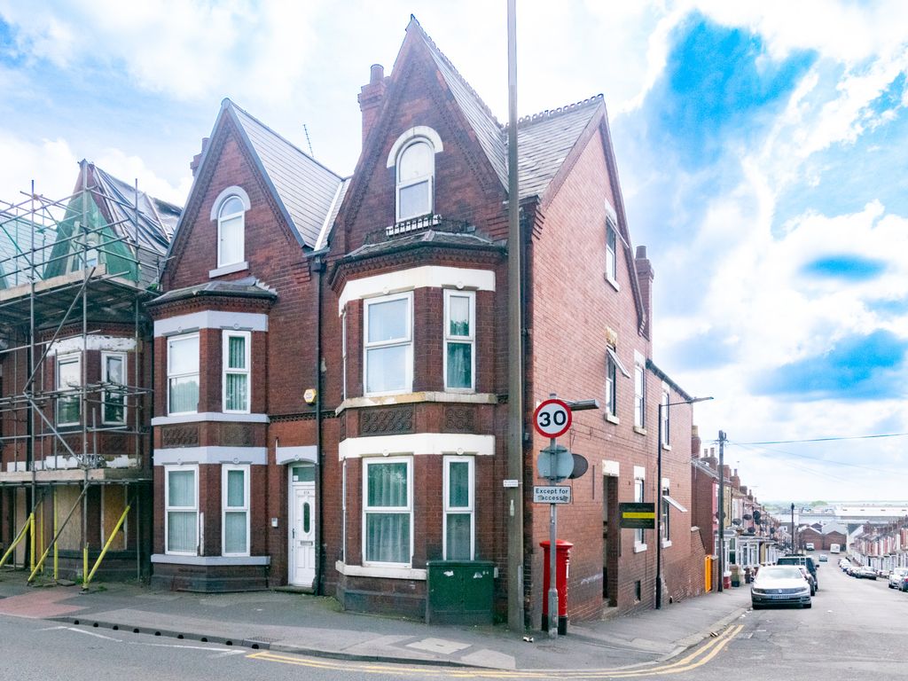 6 bed end terrace house for sale in Carr View Avenue, Doncaster DN4 Zoopla