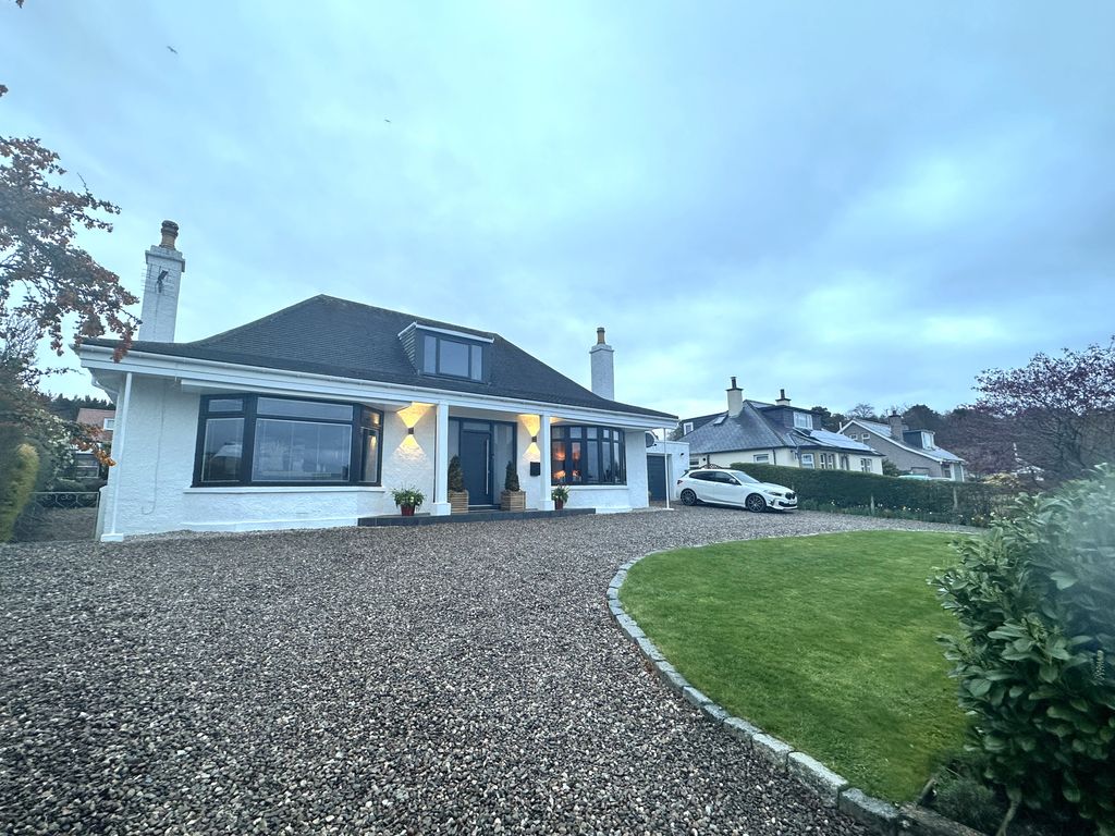 2 bed detached bungalow for sale in Hamilton Drive, Elgin IV30, £330,000 Zoopla