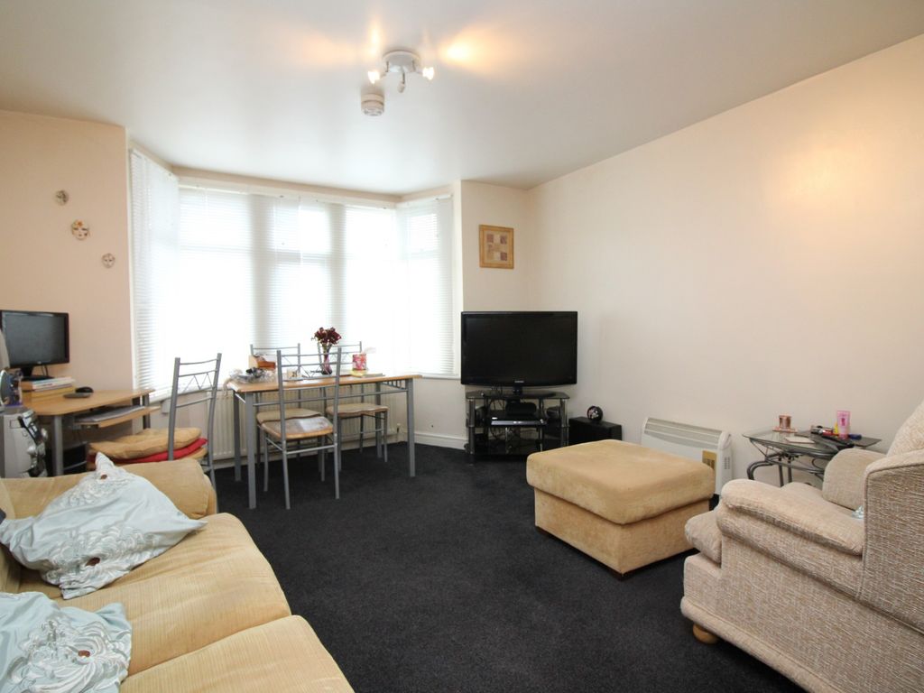 2 bed flat for sale in Squires Gate Lane, Blackpool FY4, £85,000 Zoopla