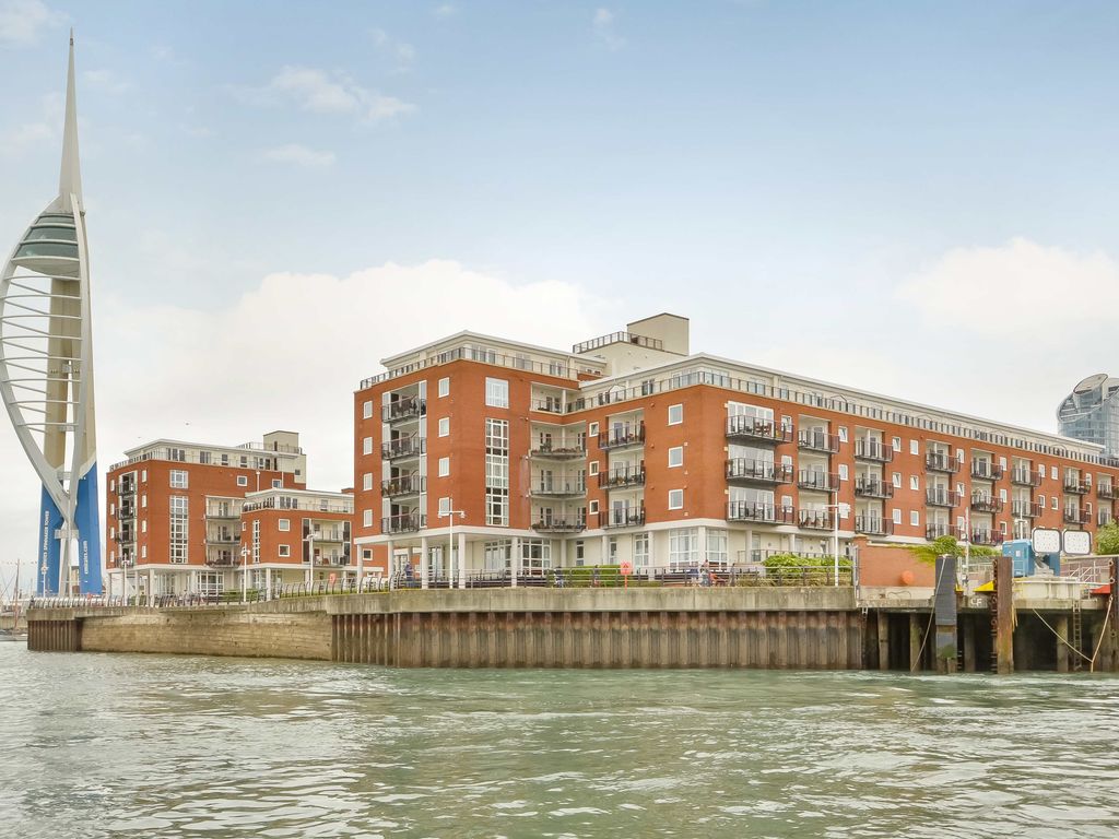 2 bed flat for sale in Gunwharf Quays, Portsmouth PO1 Zoopla