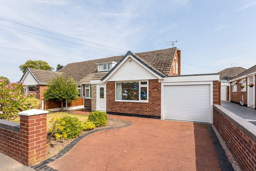 3 bed bungalow for sale in Childer Crescent, Little Sutton, Ellesmere