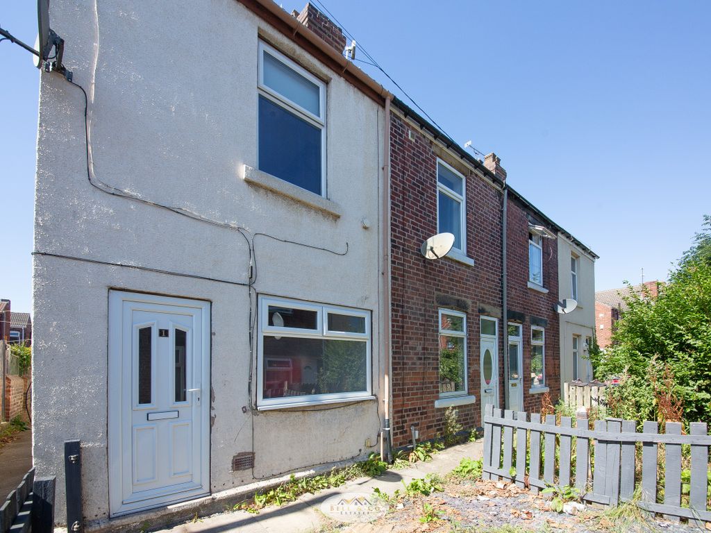 2 bed end terrace house for sale in Harcourt Terrace, Clifton