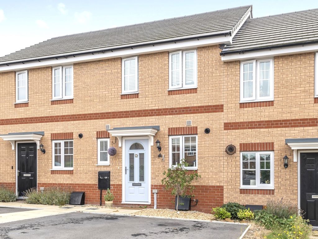 2 bed terraced house for sale in Woodpecker Way, Pershore WR10 Zoopla