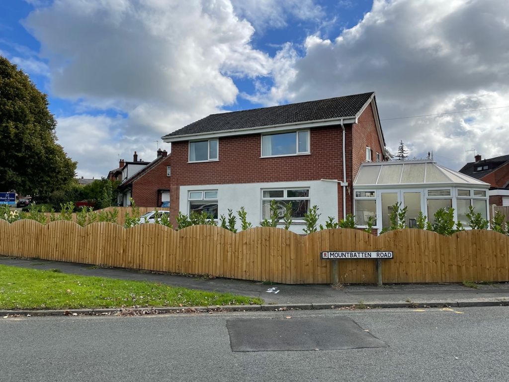 4 bed detached house for sale in Collingwood Road, Chorley, Lancashire