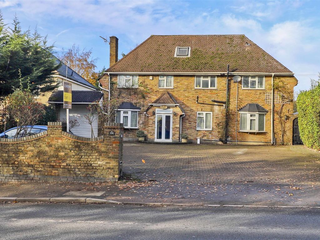 5 bed detached house for sale in Swakeleys Road, Ickenham UB10, £
