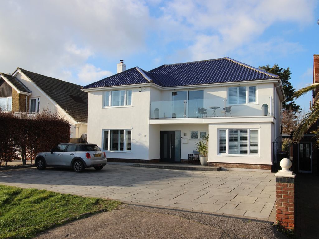 4 bed detached house for sale in Sandwich Road, Cliffsend, Ramsgate