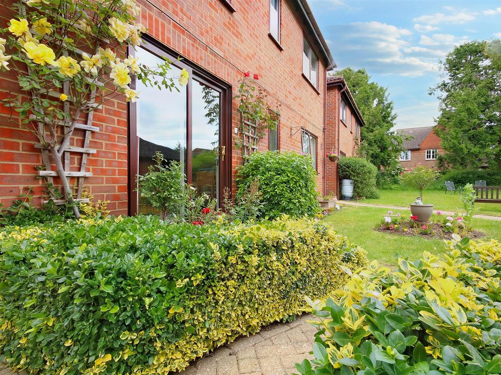 1 bed property for sale in Greville Park Road, Ashtead KT21 Zoopla