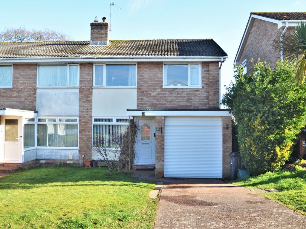 3 bed semidetached house for sale in Langlands Road, Cullompton, Devon