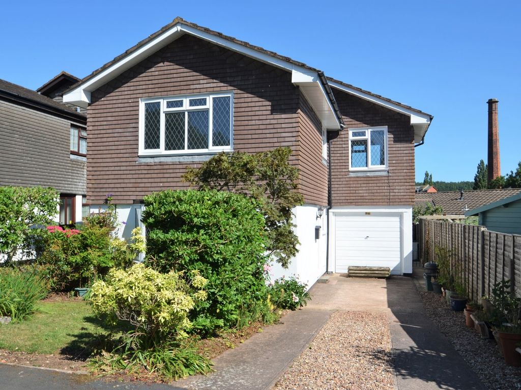 4 bed detached house for sale in Pippins Field, Uffculme, Cullompton