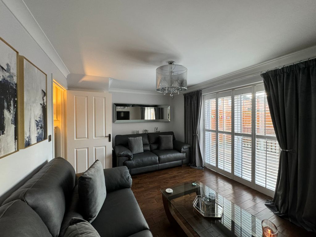 2 bed town house to rent in Tudor Avenue, Dovecot, Liverpool L14, £775