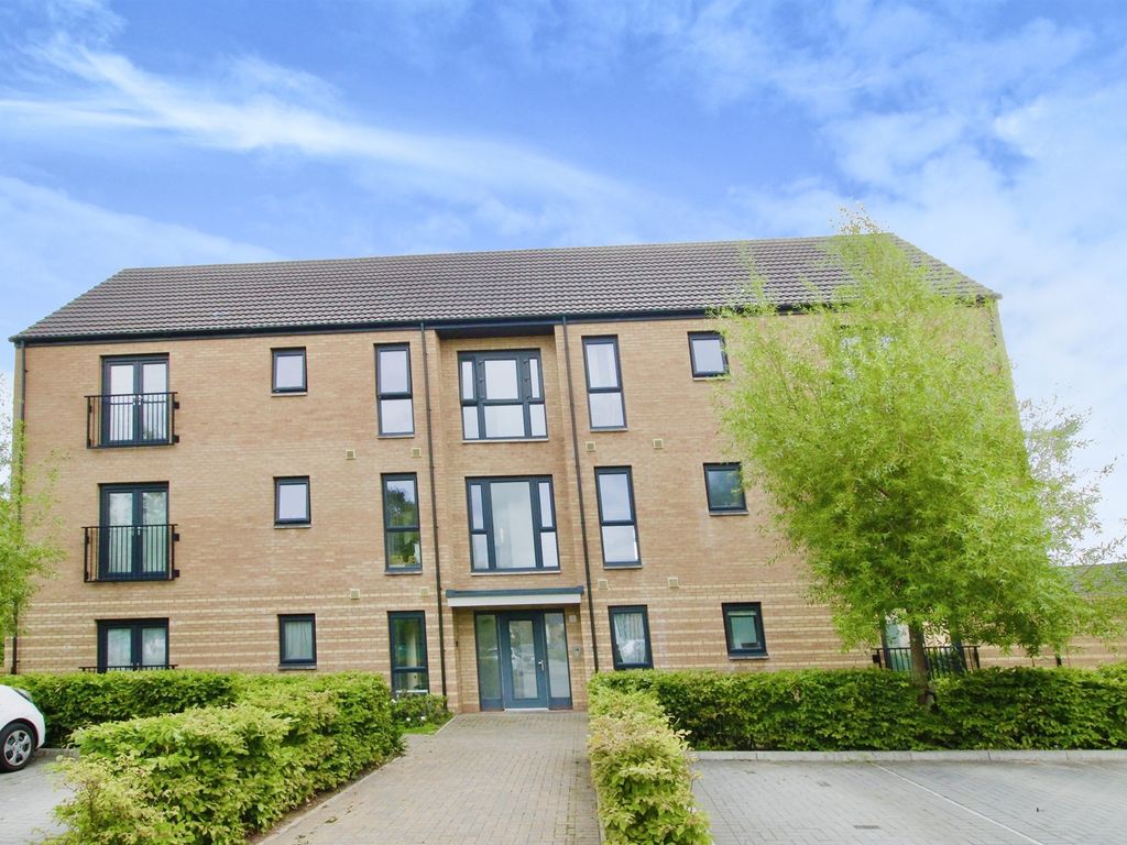 2 bed flat for sale in Rhodfa Crughywel, St. Mellons, Cardiff CF3, £